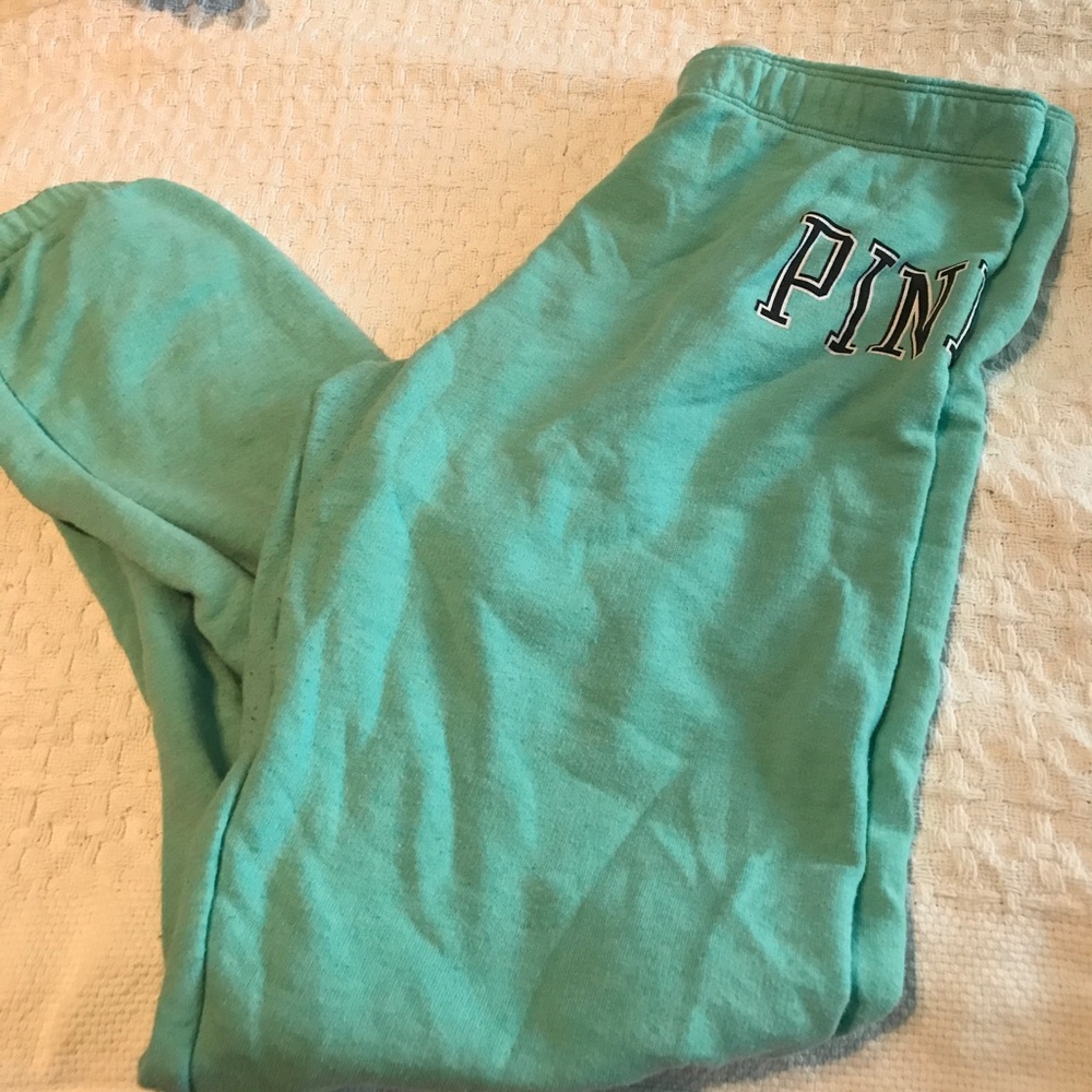 PINK Capri sweats